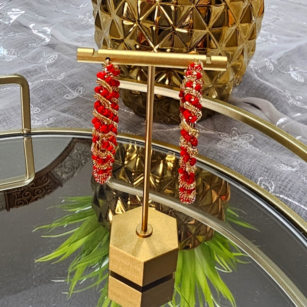 GOLD COIL HOOP EARRING